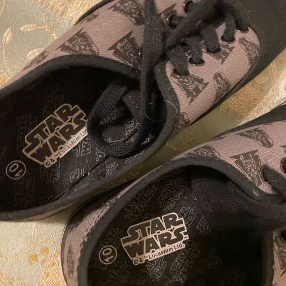 Star Wars vans men’s US 10 - Picture 2 of 4